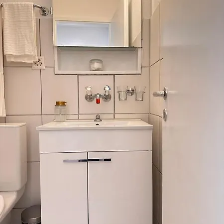 Cozy One-bedroom In Hongg Appartement *